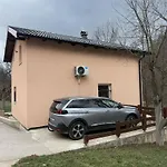 Prázdninový dům The Riverfront House Sarajevo