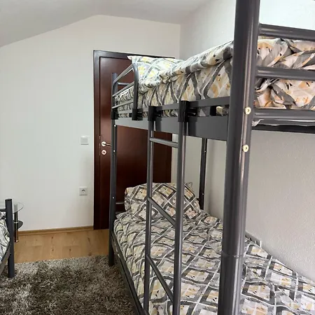 Дом отдыха The Riverfront House *