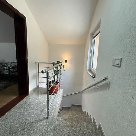 The Riverfront House Semesterbostad Sarajevo