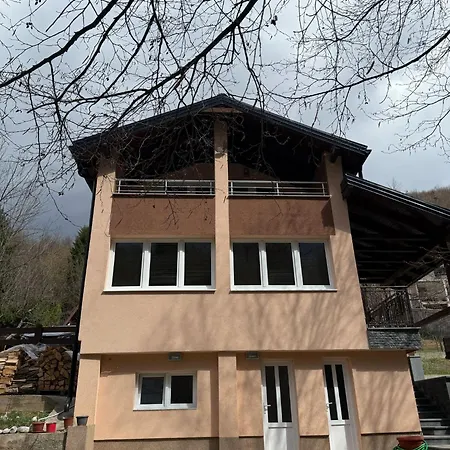 The Riverfront House *