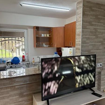 The Riverfront House * Сараево