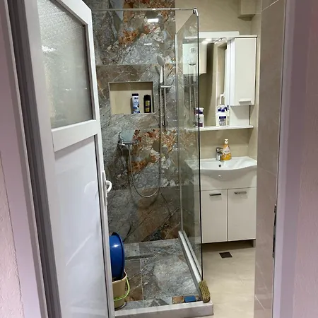 The Riverfront House Дом отдыха Сараево