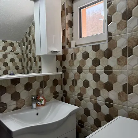 The Riverfront House Дом отдыха